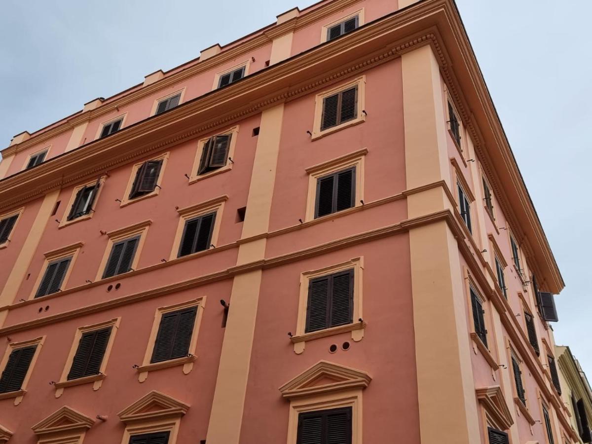 Colosseum 20 Apartment ローマ エクステリア 写真